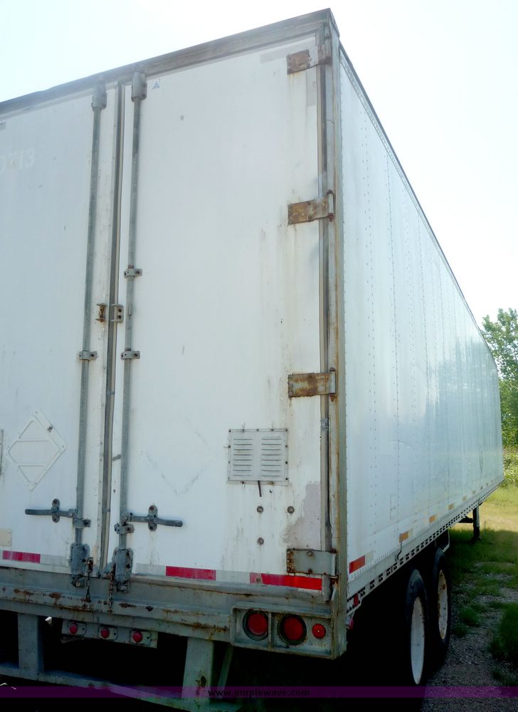 image for item 5008 1986 Stoughton tandem axle van trailer