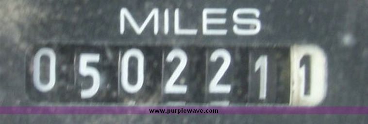 image for item 4487 2000 Freigtliner MT55 walk in van