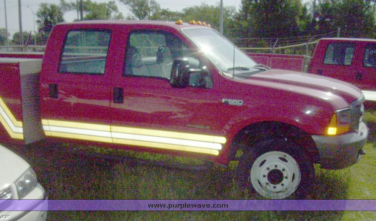 image for item 4505 1999 Ford F550