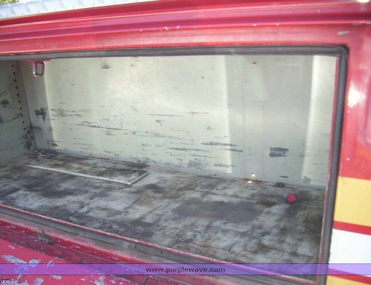 image for item 4505 1999 Ford F550