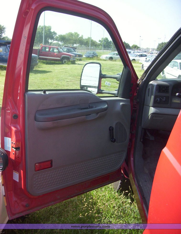 image for item 4505 1999 Ford F550