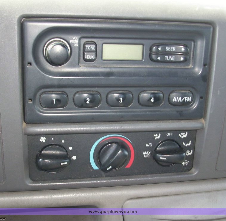 image for item 4505 1999 Ford F550