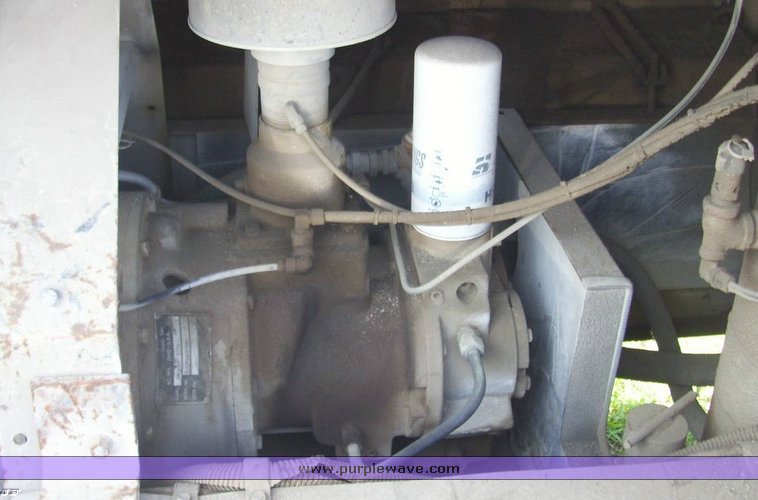 image for item 4514 1995 Leroy air compressor