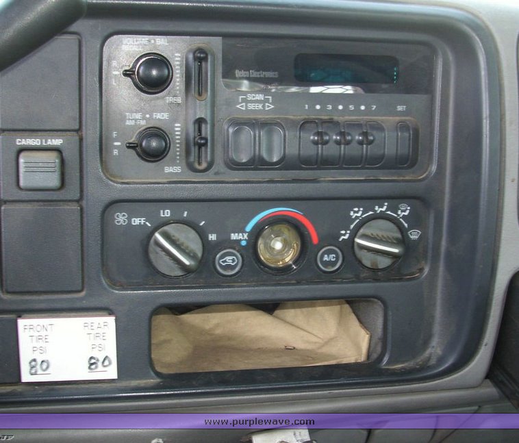 image for item 4515 1998 Chevrolet K3500