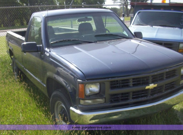 image for item 4518 1998 Chevrolet C2500
