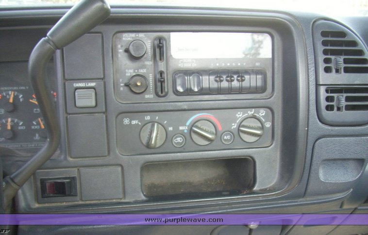 image for item 4518 1998 Chevrolet C2500