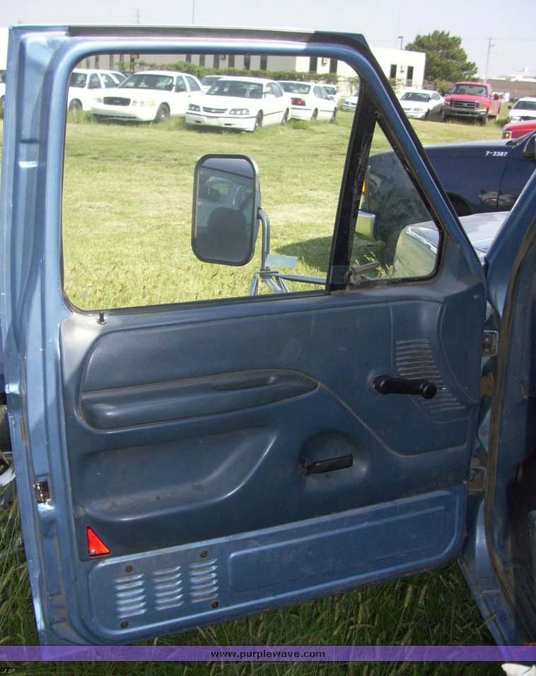 image for item 4519 1997 Ford F350 mini dump truck