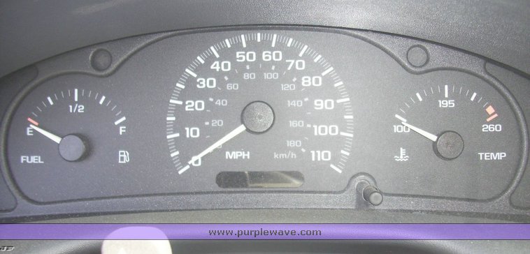 image for item 4520 2001 Chevrolet Cavalier