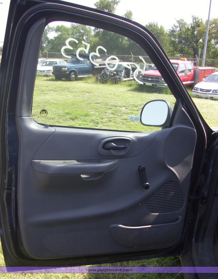 image for item 4524 2002 Ford F150