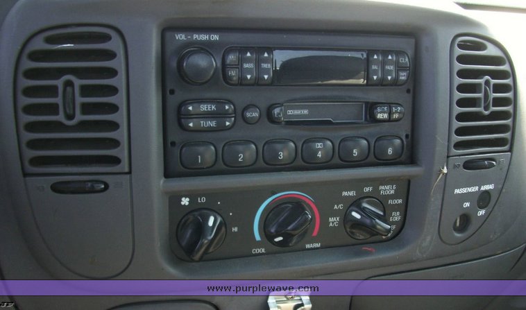 image for item 4524 2002 Ford F150