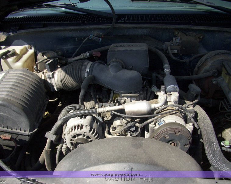 image for item 4527 1999 Chevrolet C2500