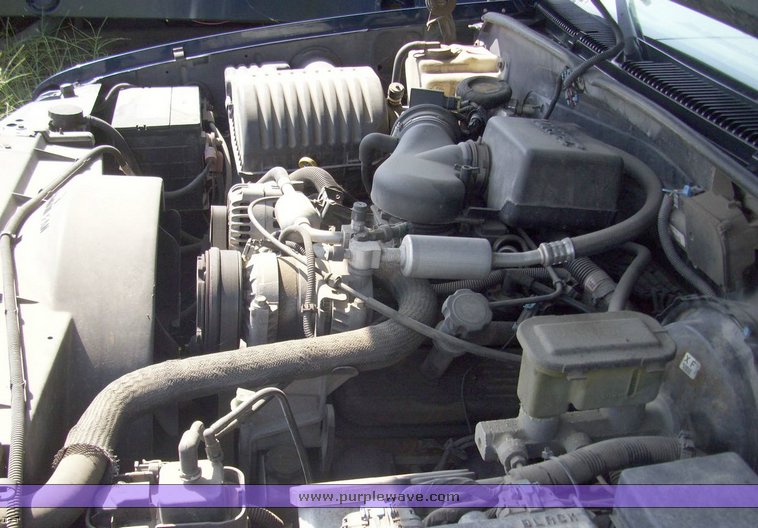 image for item 4529 1999 Chevrolet C2500