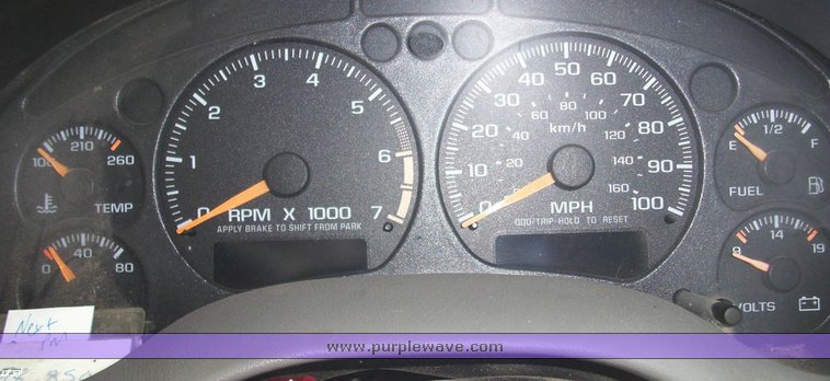 image for item 4532 2002 Chevrolet S-10