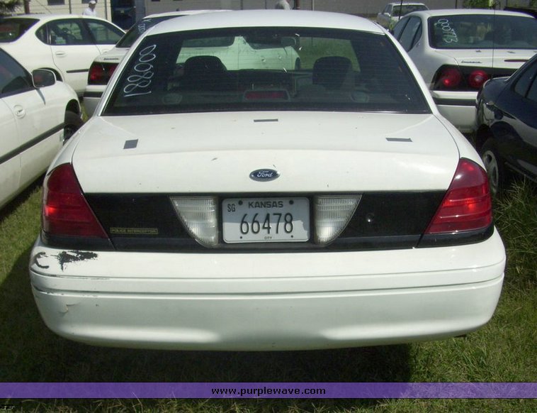image for item 4534 2006 Ford Crown Victoria