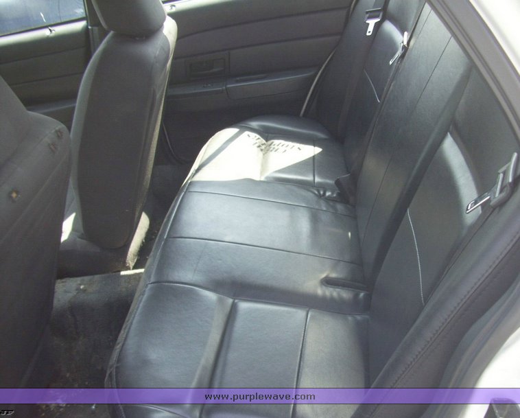 image for item 4534 2006 Ford Crown Victoria