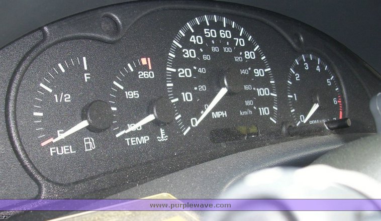 image for item 4535 2000 Chevrolet Cavalier