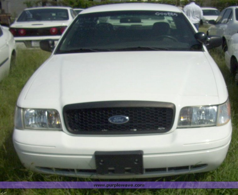 image for item 4541 2006 Ford Crown Victoria
