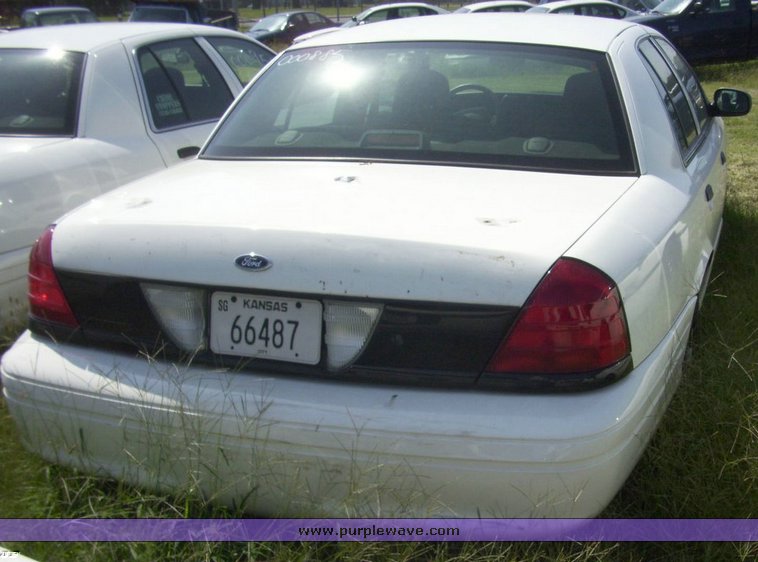 image for item 4541 2006 Ford Crown Victoria