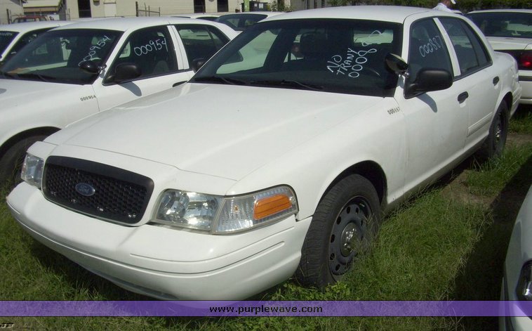 image for item 4543 2006 Ford Crown Victoria Police Interceptor