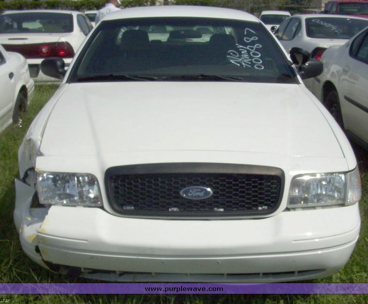 image for item 4543 2006 Ford Crown Victoria Police Interceptor