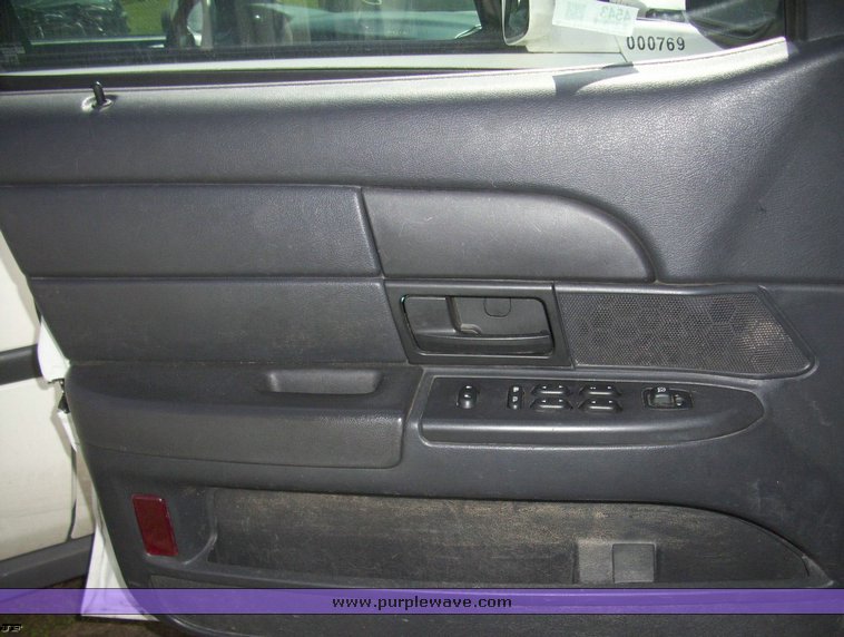 image for item 4543 2006 Ford Crown Victoria Police Interceptor