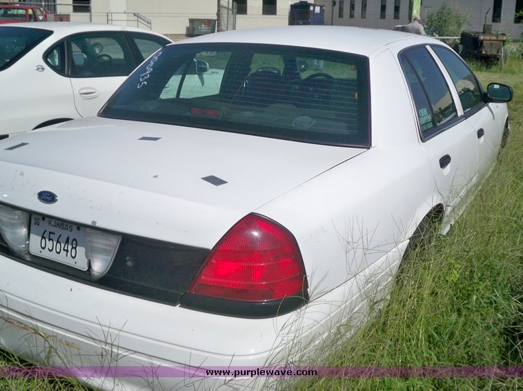 image for item 4551 2006 Ford Crown Victoria Police Interceptor