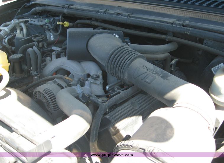 image for item 2689 2000 Ford Excursion Limited