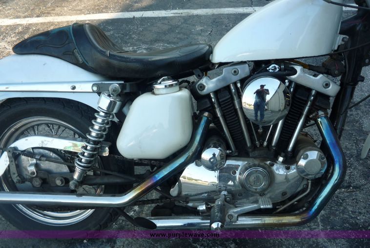 image for item 3589 1976 Harley Davidson Sportster