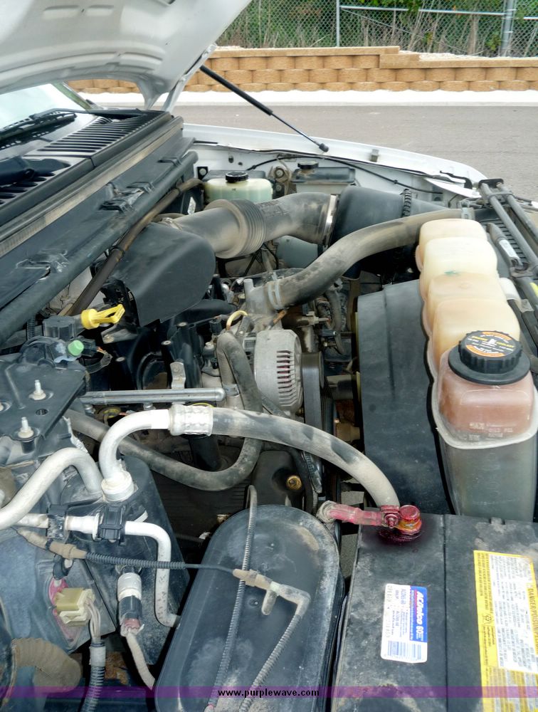 image for item 3600 2000 Ford F-250 extended cab truck