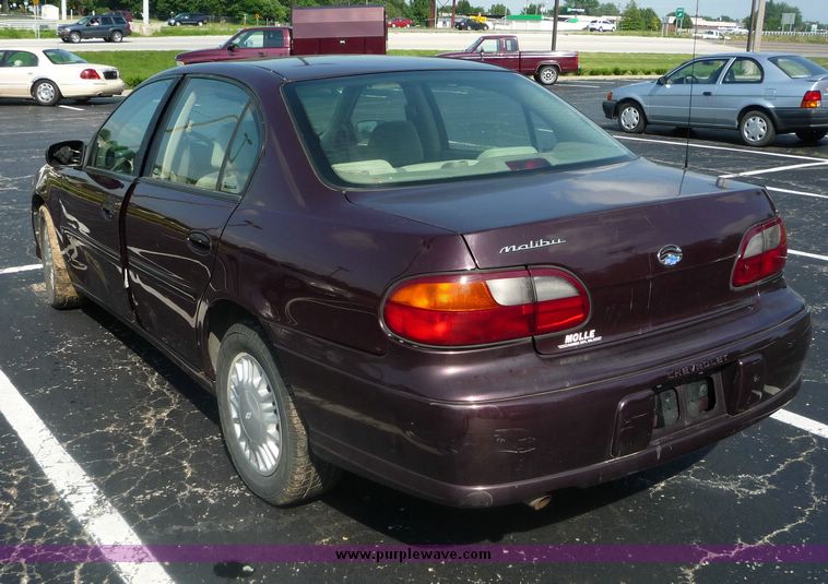 image for item 3639 2000 Chevrolet Malibu