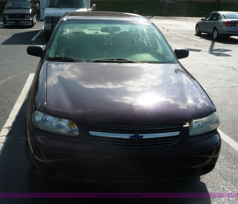 image for item 3639 2000 Chevrolet Malibu