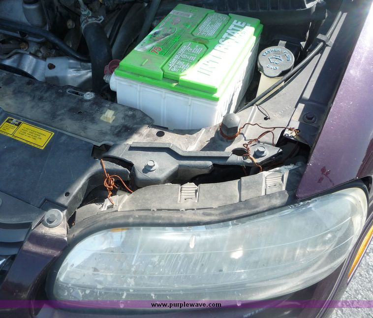 image for item 3639 2000 Chevrolet Malibu