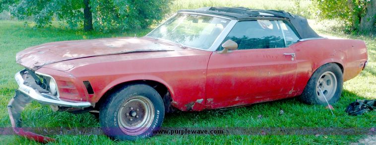 image for item 4018 1970 Ford Mustang convertible