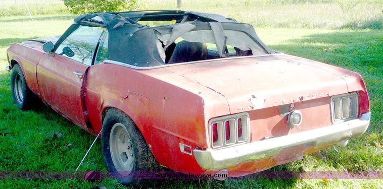 image for item 4018 1970 Ford Mustang convertible