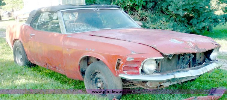 image for item 4018 1970 Ford Mustang convertible