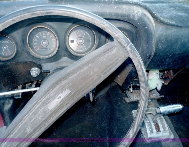 image for item 4018 1970 Ford Mustang convertible