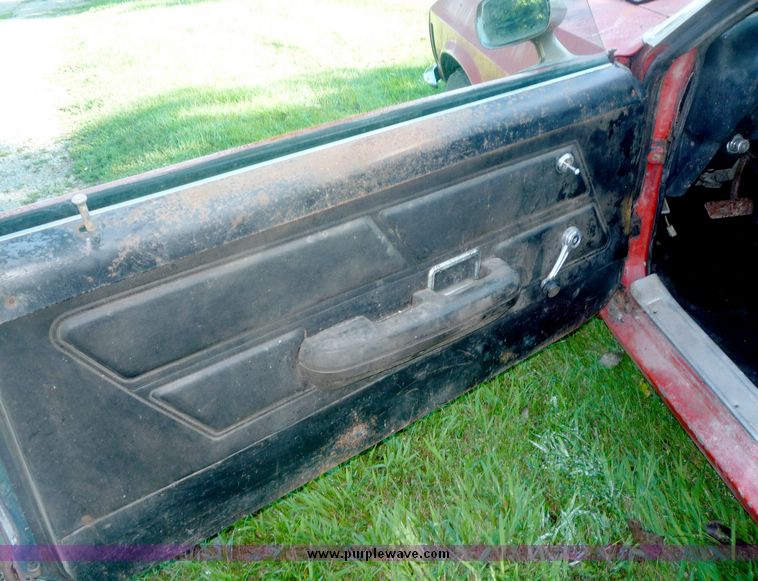 image for item 4018 1970 Ford Mustang convertible