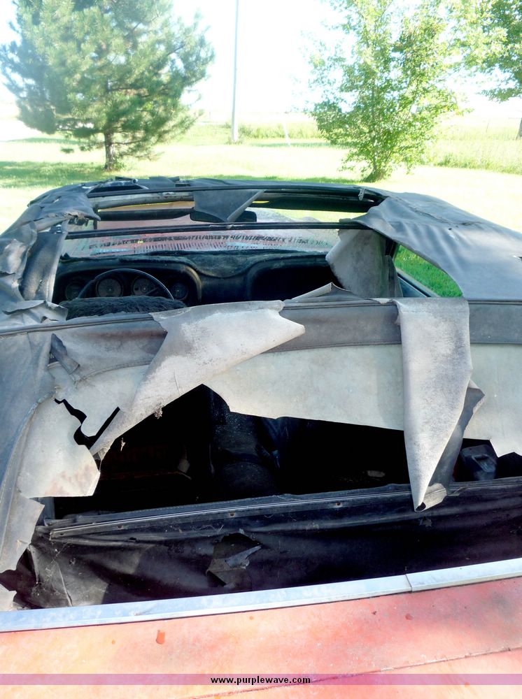 image for item 4018 1970 Ford Mustang convertible