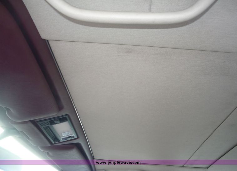 image for item 4086 1989 Mercedes Benz 560 SEL