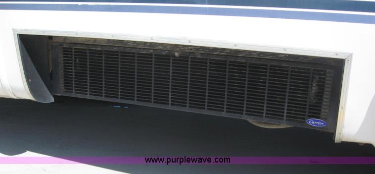 image for item 4233 2000 Ford E-40 Diamond VIP 2200 bus