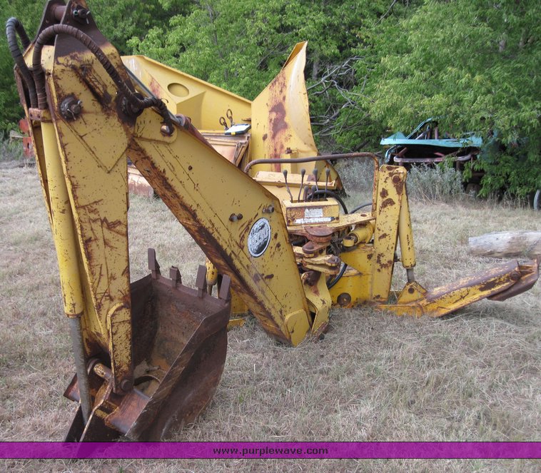 image for item 4561 Davis D130 back hoe attachment