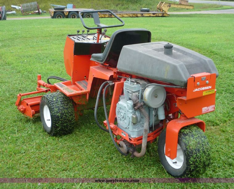image for item 5076 Jacobsen reel type lawn mower