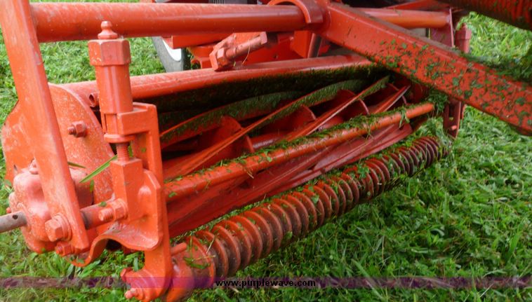 image for item 5076 Jacobsen reel type lawn mower