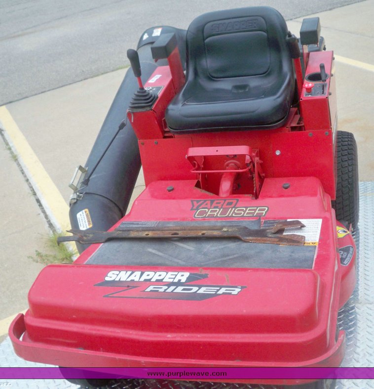 image for item 5160 Snapper Yard Cruiser riding lawn mower