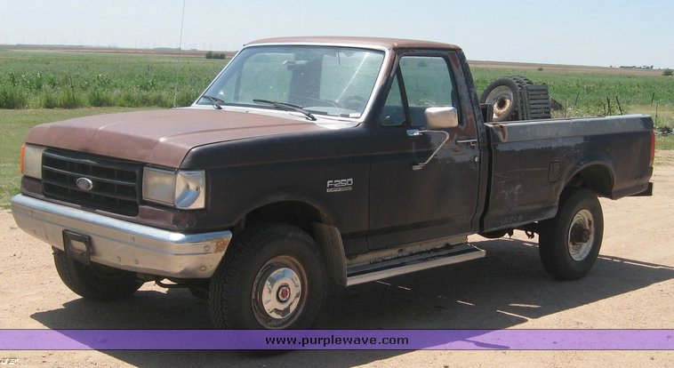image for item 5746 1988 Ford F-250