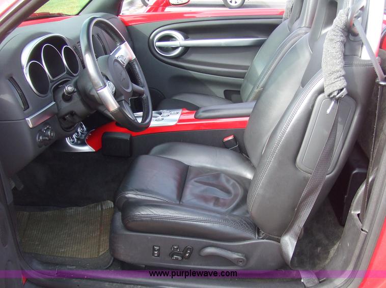 image for item 5848 2005 Chevrolet SSR pick convertible truck