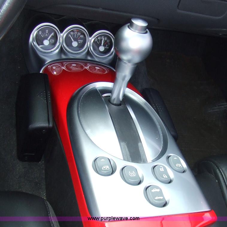 image for item 5848 2005 Chevrolet SSR pick convertible truck