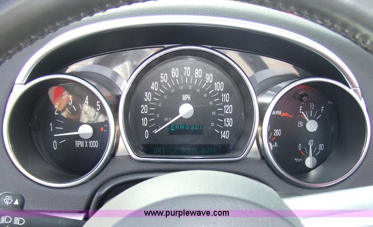 image for item 5848 2005 Chevrolet SSR pick convertible truck