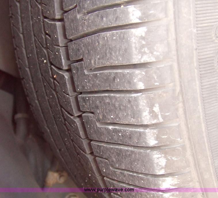 image for item 5848 2005 Chevrolet SSR pick convertible truck