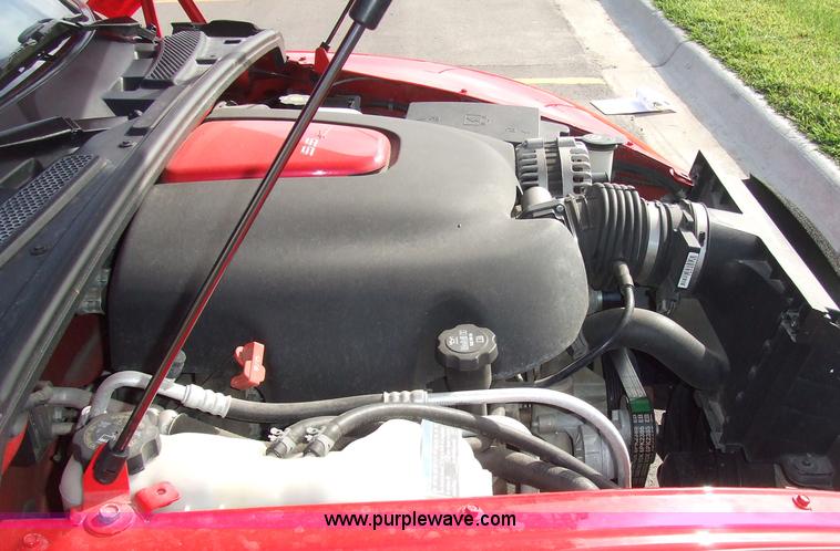 image for item 5848 2005 Chevrolet SSR pick convertible truck